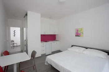Apartment Apartments Villa Lukas