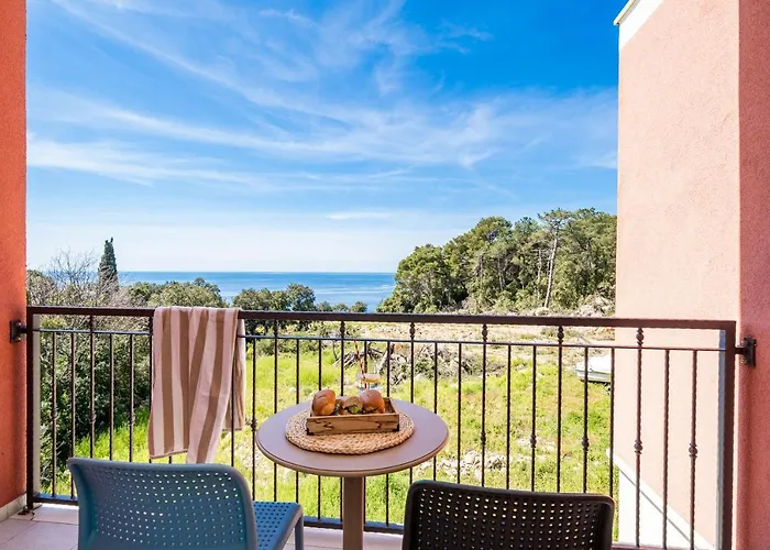 Apartments Villa Lukas *